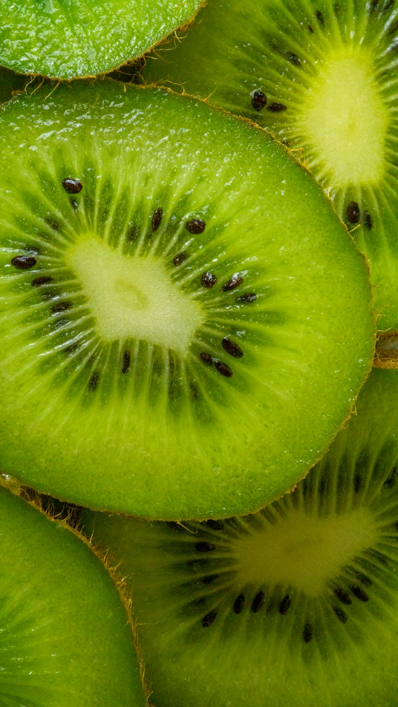 Irisan kiwi hijau